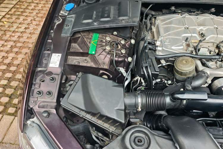 Used Jaguar XJ 2016 XJL 3.0 SC Two-Wheel-Drive Elegant Business Edition Engine Bay Right