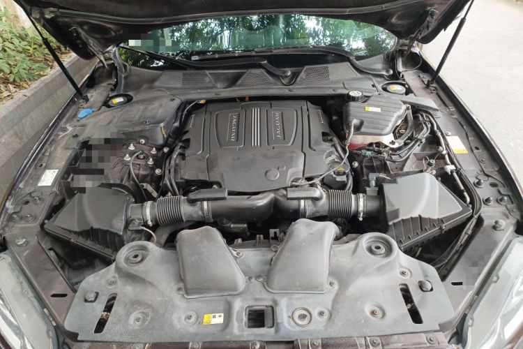 Used Jaguar XJ 2016 XJL 3.0 SC Two-Wheel-Drive Elegant Business Edition Engine Bay