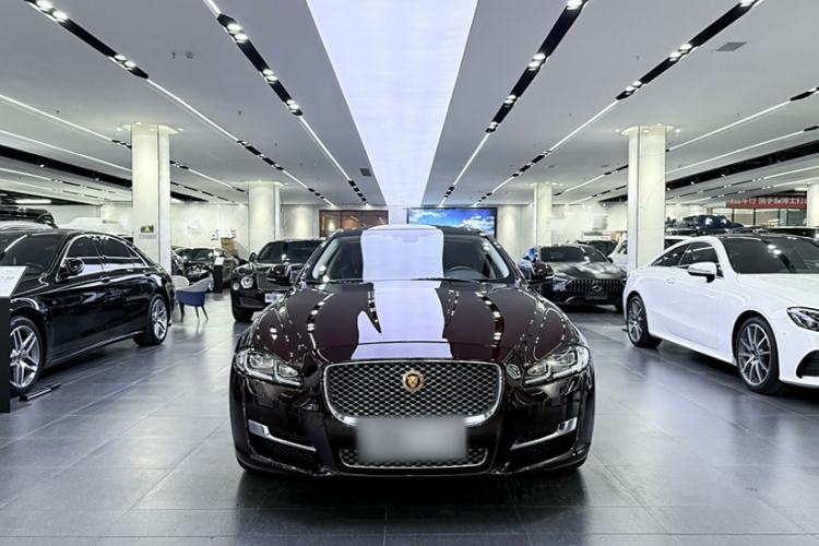 Used Jaguar XJ 2016 XJL 3.0 SC Four-Wheel Drive Panoramic Business Edition Exterior 1
