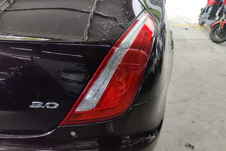 Used Jaguar XJ 2016 XJL 3.0 SC Two-Wheel-Drive Elegant Business Edition Exterior 1