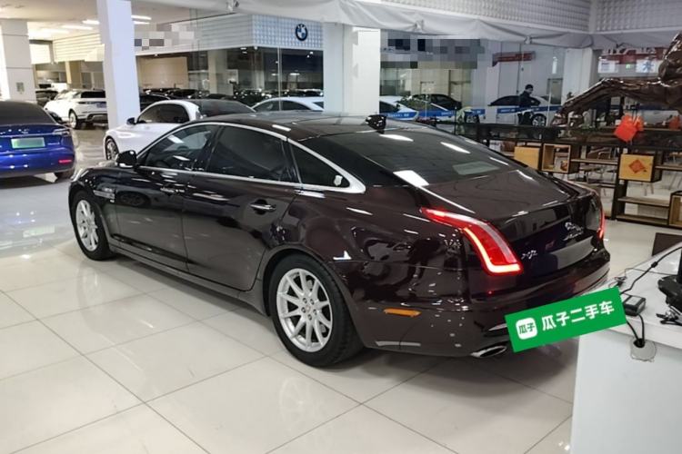 Used Jaguar XJ 2016 XJL 2.0T Two-Wheel-Drive Elegant Business Edition Exterior 2