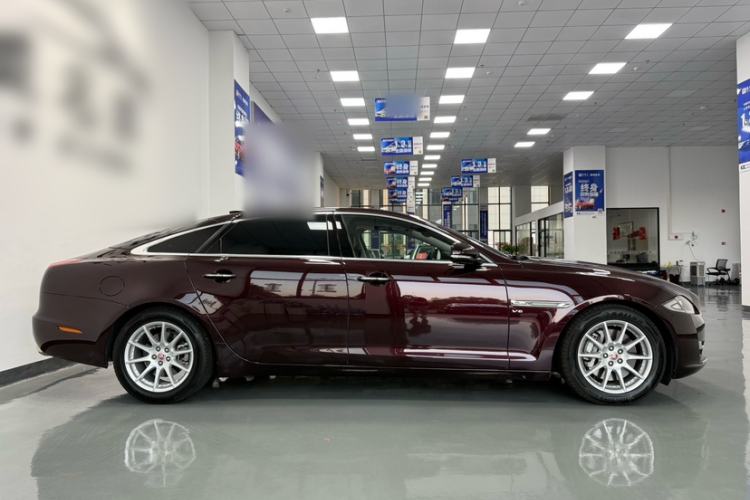 Used Jaguar XJ 2016 XJL 3.0 SC Two-Wheel-Drive Elegant Business Edition Exterior 2