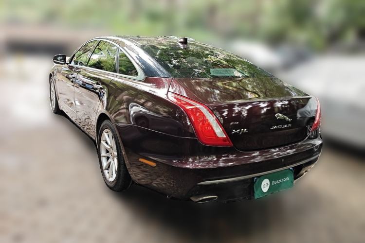 Used Jaguar XJ 2016 XJL 2.0T Two-Wheel-Drive Elegant Business Edition Exterior 3