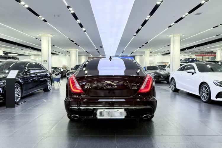 Used Jaguar XJ 2016 XJL 3.0 SC Four-Wheel Drive Panoramic Business Edition Exterior 4