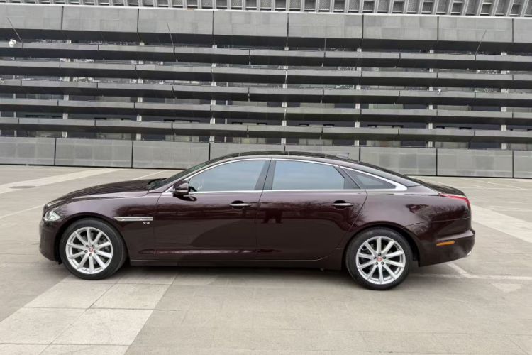 Used Jaguar XJ 2016 XJL 3.0 SC Four-Wheel Drive Panoramic Business Edition Exterior 4