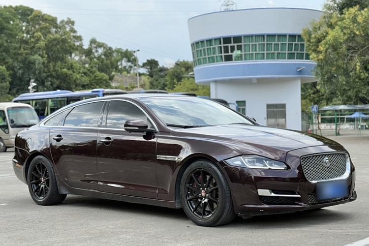 Used Jaguar XJ 2016 XJL 3.0 SC Two-Wheel-Drive Elegant Business Edition Exterior 4