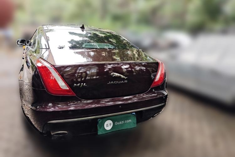 Used Jaguar XJ 2016 XJL 2.0T Two-Wheel-Drive Elegant Business Edition Exterior 4
