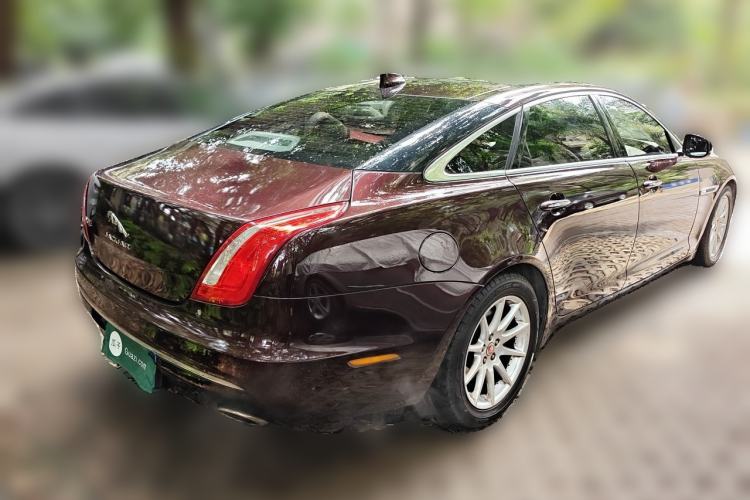 Used Jaguar XJ 2016 XJL 2.0T Two-Wheel-Drive Elegant Business Edition Exterior 5