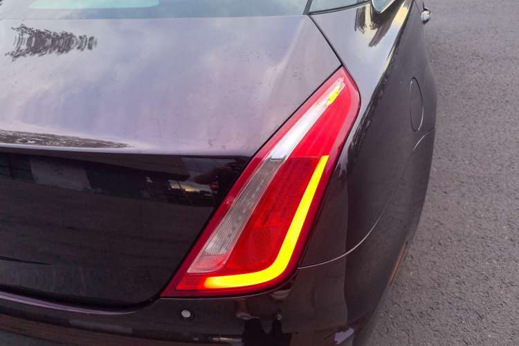 Used Jaguar XJ 2016 XJL 2.0T Two-Wheel-Drive Elegant Business Edition Exterior 6