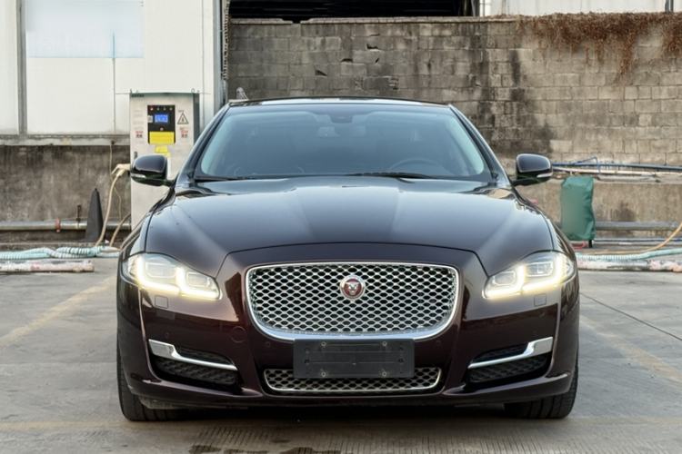 Used Jaguar XJ 2016 XJL 3.0 SC Four-Wheel Drive Panoramic Business Edition Exterior 7