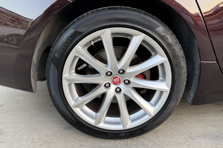 Used Jaguar XJ 2016 XJL 3.0 SC Four-Wheel Drive Panoramic Business Edition Exterior 8
