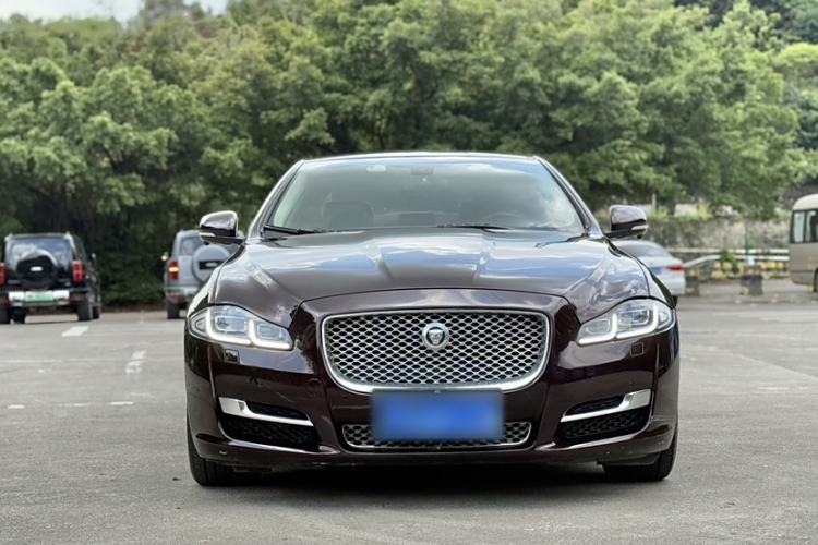 Used Jaguar XJ 2016 XJL 3.0 SC Two-Wheel-Drive Elegant Business Edition Exterior 8