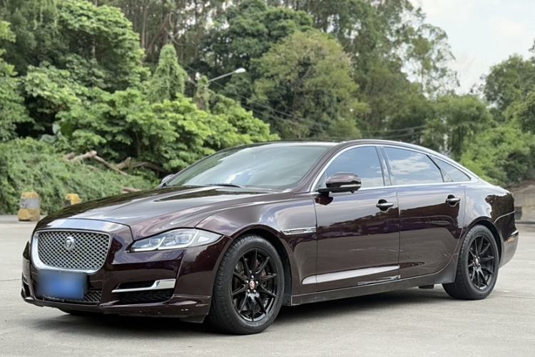 Used Jaguar XJ 2016 XJL 3.0 SC Two-Wheel-Drive Elegant Business Edition Exterior 9