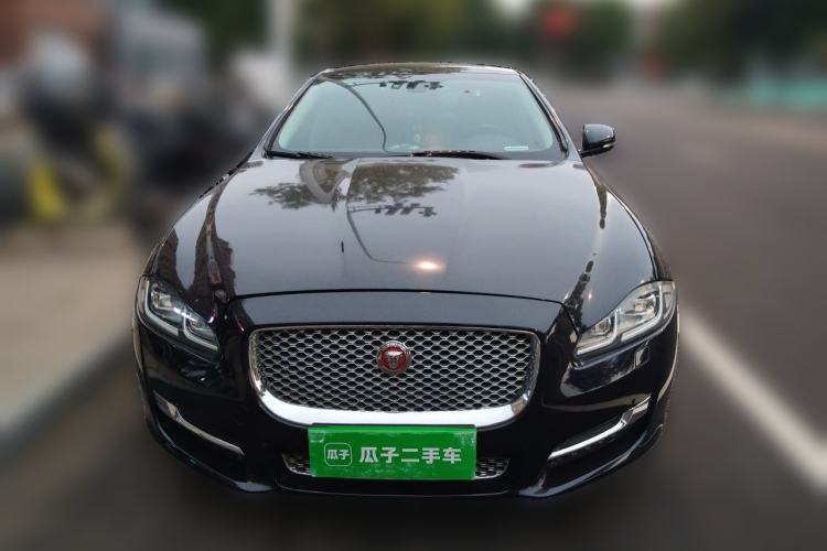 Used Jaguar XJ 2016 XJL 3.0 SC Four-Wheel Drive Panoramic Business Edition Front