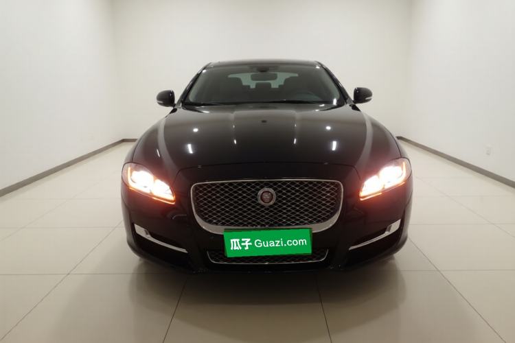 Used Jaguar XJ 2016 XJL 2.0T Two-Wheel-Drive Elegant Business Edition Front