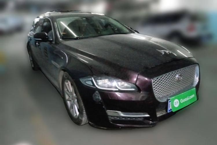Used Jaguar XJ 2016 XJL 3.0 SC Two-Wheel-Drive Elegant Business Edition Front Right 45 Deg