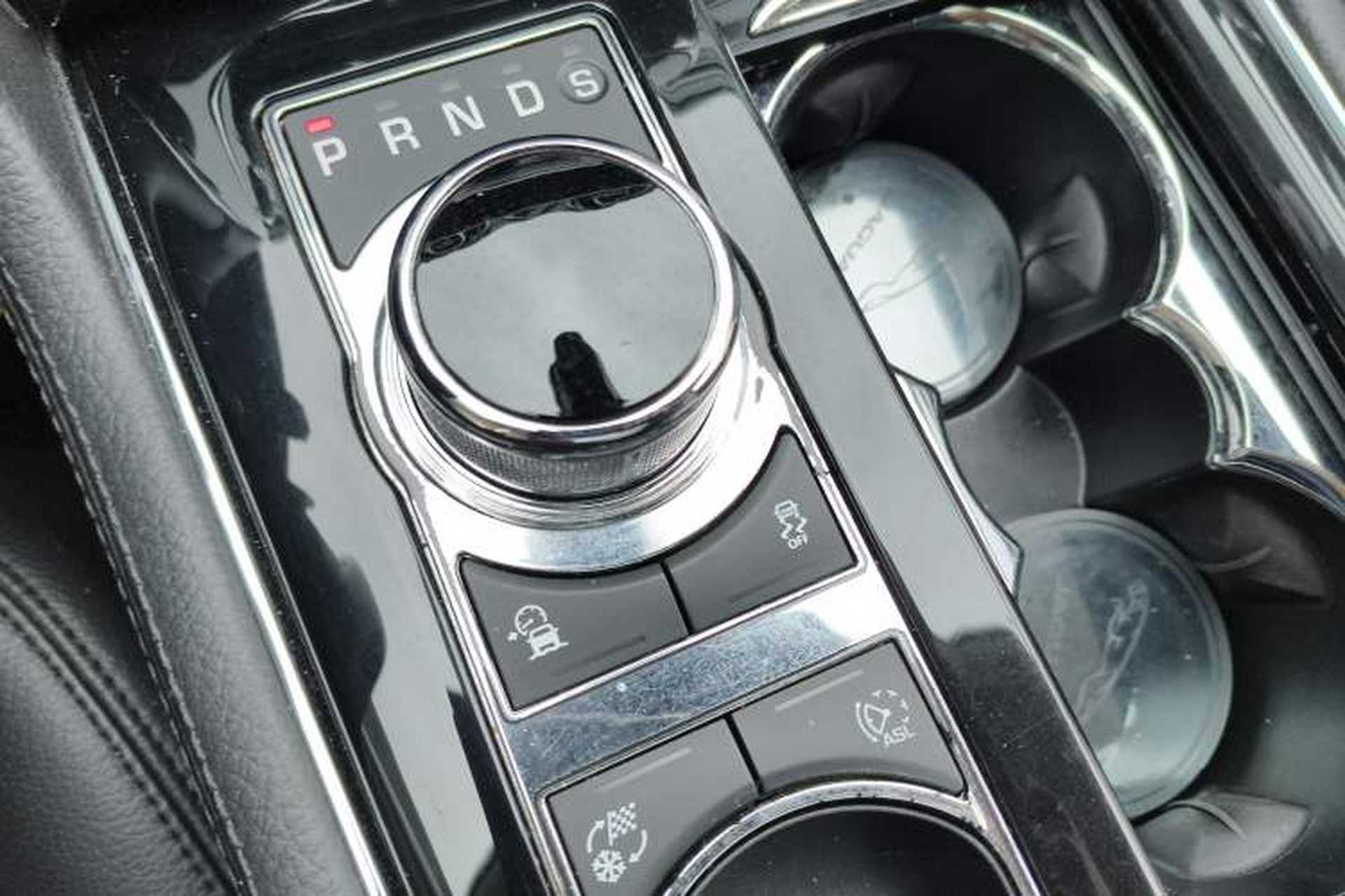 Used Jaguar XJ 2016 XJL 3.0 SC Two-Wheel-Drive Elegant Business Edition Gear Lever
