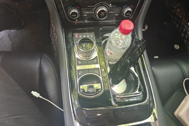 Used Jaguar XJ 2016 XJL 2.0T Two-Wheel-Drive Elegant Business Edition Gear Lever