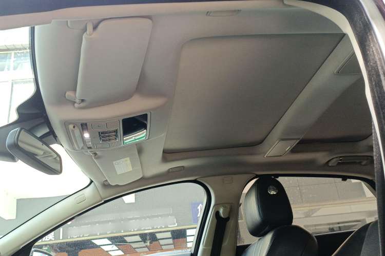 Used Jaguar XJ 2016 XJL 2.0T Two-Wheel-Drive Elegant Business Edition Headliner