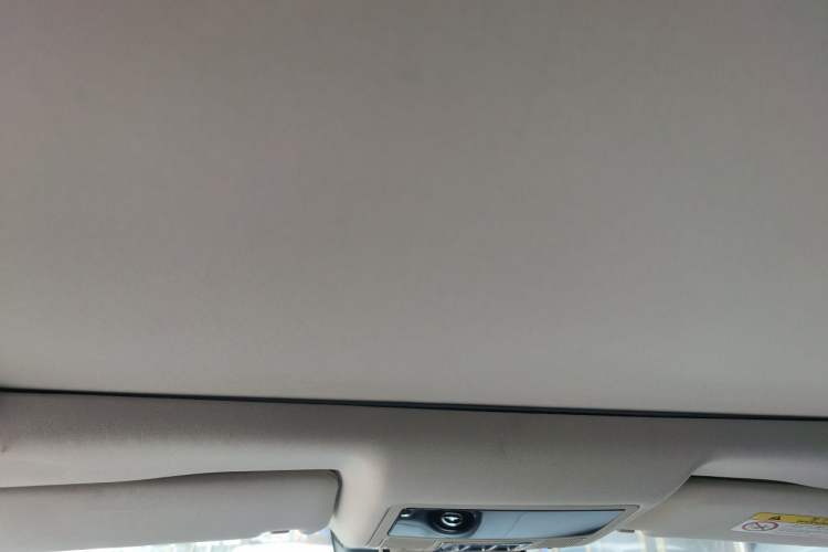 Used Jaguar XJ 2016 XJL 3.0 SC Two-Wheel-Drive Elegant Business Edition Headliner