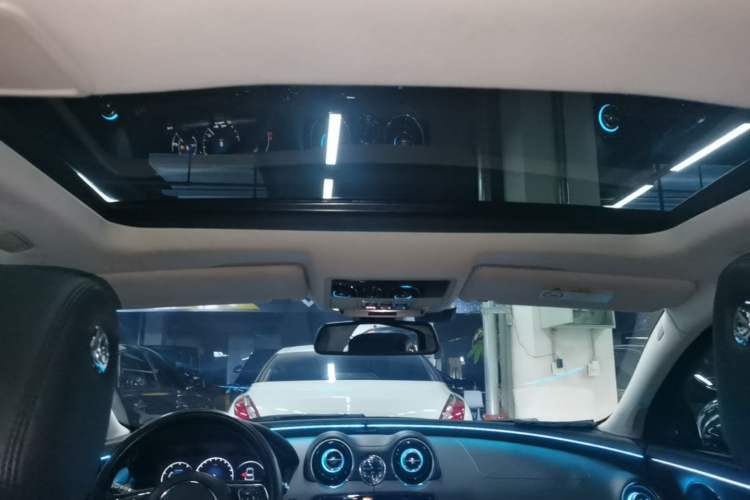 Used Jaguar XJ 2016 XJL 2.0T Two-Wheel-Drive Elegant Business Edition Headliner