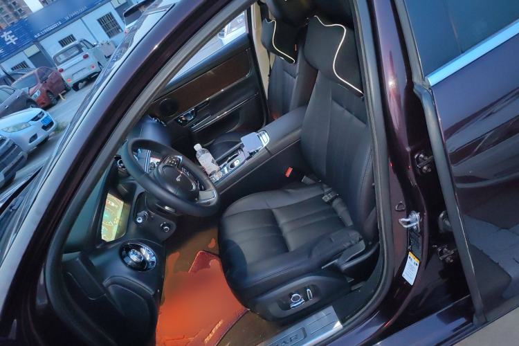 Used Jaguar XJ 2016 XJL 2.0T Two-Wheel-Drive Elegant Business Edition Left Front Seat