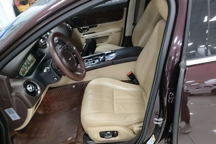 Used Jaguar XJ 2016 XJL 2.0T Two-Wheel-Drive Elegant Business Edition Left Front Seat