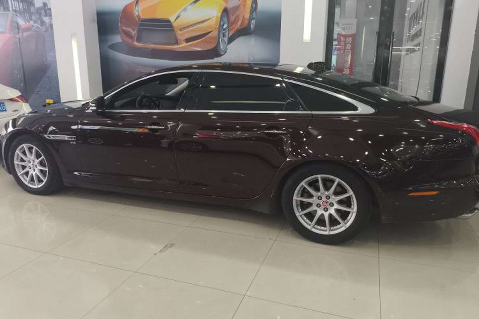 Used Jaguar XJ 2016 XJL 3.0 SC Two-Wheel-Drive Elegant Business Edition Left Side