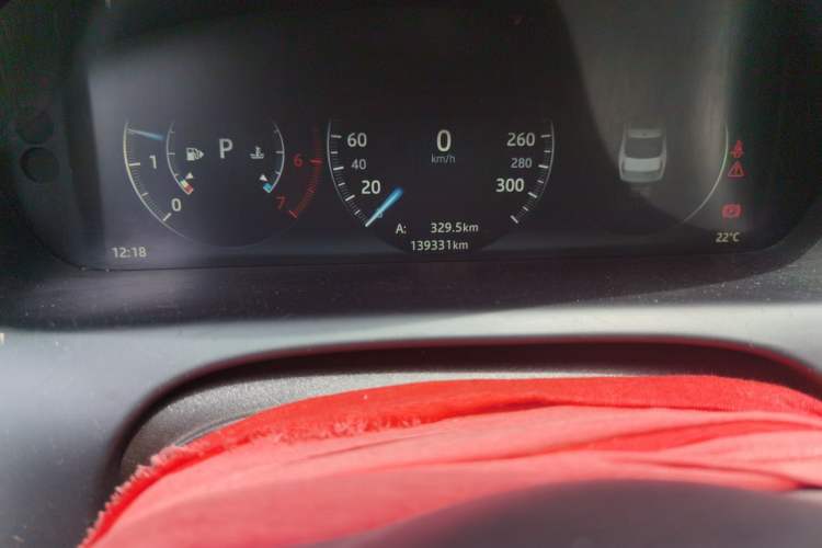 Used Jaguar XJ 2016 XJL 3.0 SC Two-Wheel-Drive Elegant Business Edition Odometer Close Up