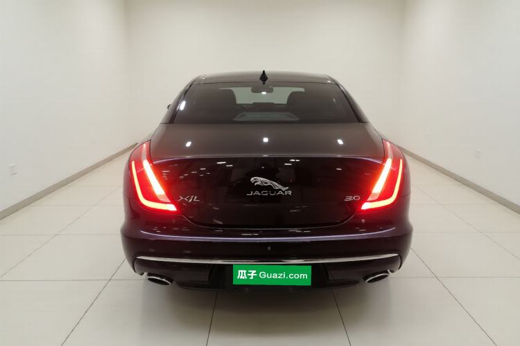 Used Jaguar XJ 2016 XJL 2.0T Two-Wheel-Drive Elegant Business Edition Rear