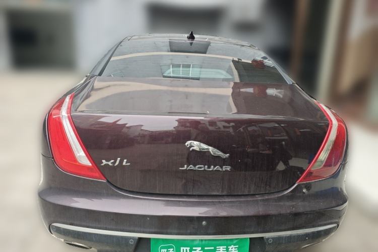 Used Jaguar XJ 2016 XJL 2.0T Two-Wheel-Drive Elegant Business Edition Rear