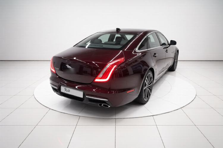 Used Jaguar XJ 2016 XJL 2.0T Two-Wheel-Drive Elegant Business Edition Rear