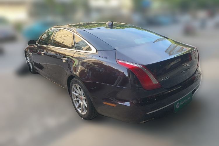 Used Jaguar XJ 2016 XJL 2.0T Two-Wheel-Drive Elegant Business Edition Rear Left 45 Deg