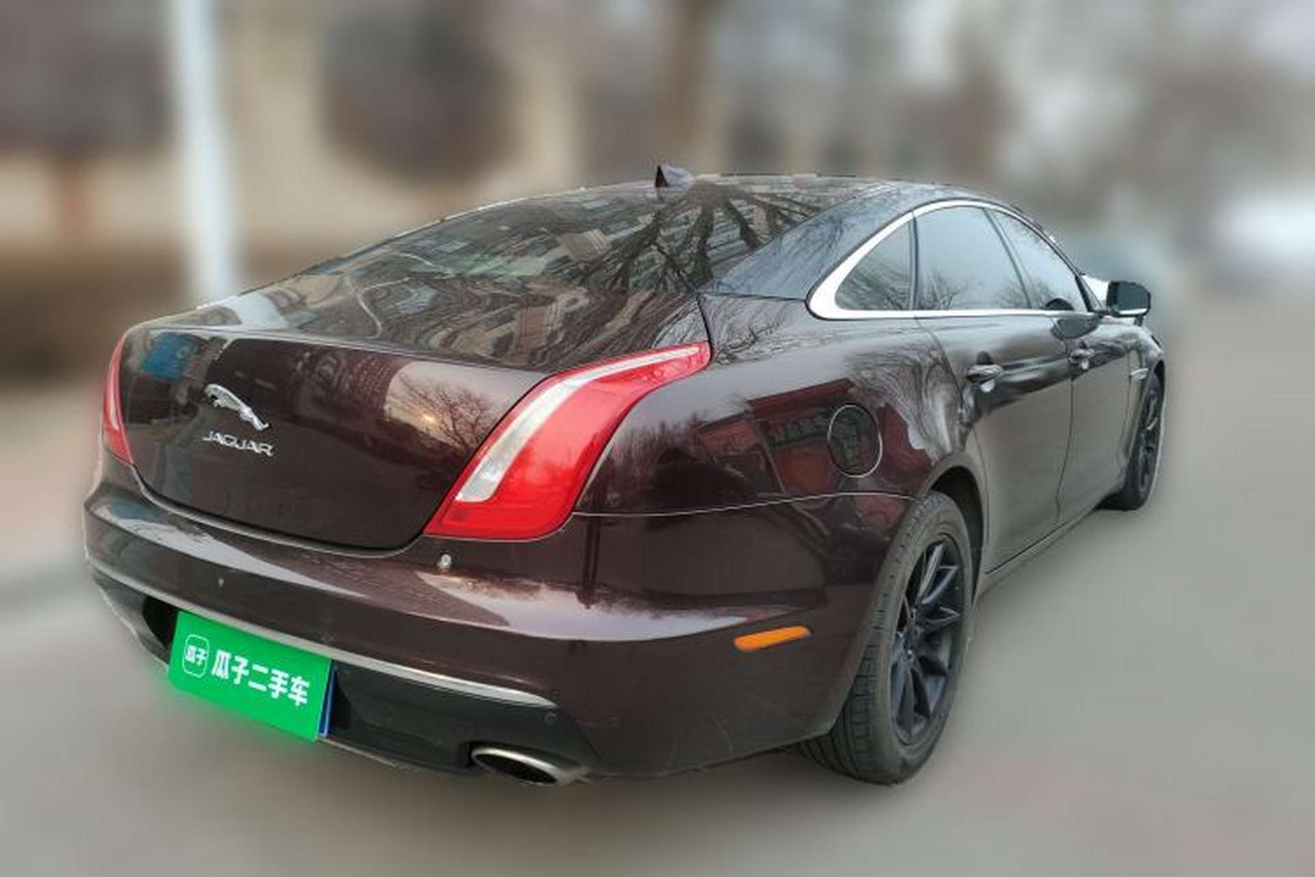 Used Jaguar XJ 2016 XJL 2.0T Two-Wheel-Drive Elegant Business Edition Rear Right 45 Deg