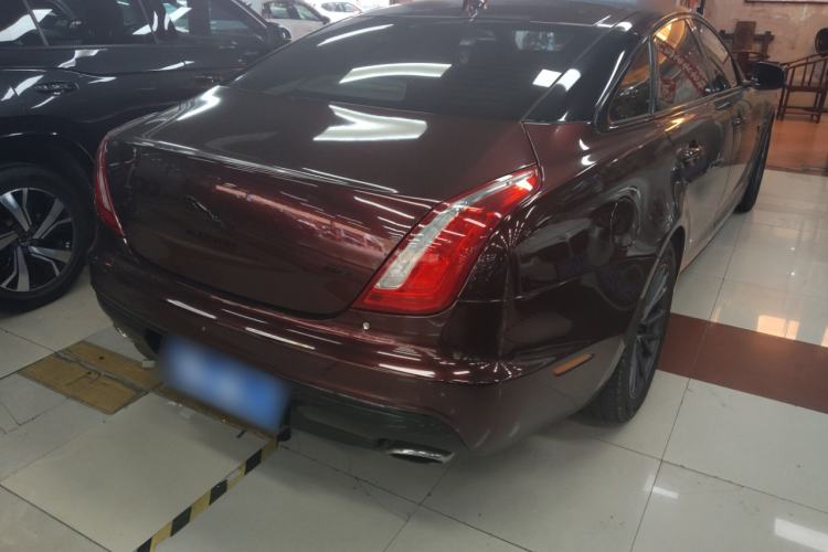 Used Jaguar XJ 2016 XJL 3.0 SC Two-Wheel-Drive Elegant Business Edition Rear Right 45 Deg