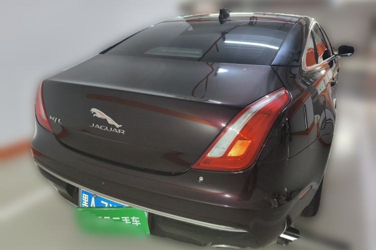 Used Jaguar XJ 2016 XJL 2.0T Two-Wheel-Drive Elegant Business Edition Rear