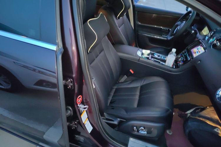 Used Jaguar XJ 2016 XJL 2.0T Two-Wheel-Drive Elegant Business Edition Right Front Seat
