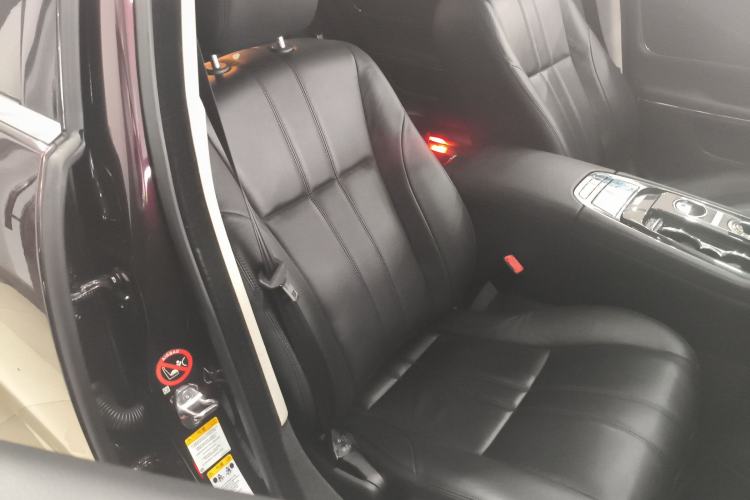Used Jaguar XJ 2016 XJL 3.0 SC Two-Wheel-Drive Elegant Business Edition Right Front Seat