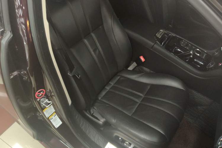 Used Jaguar XJ 2016 XJL 3.0 SC Two-Wheel-Drive Elegant Business Edition Right Front Seat