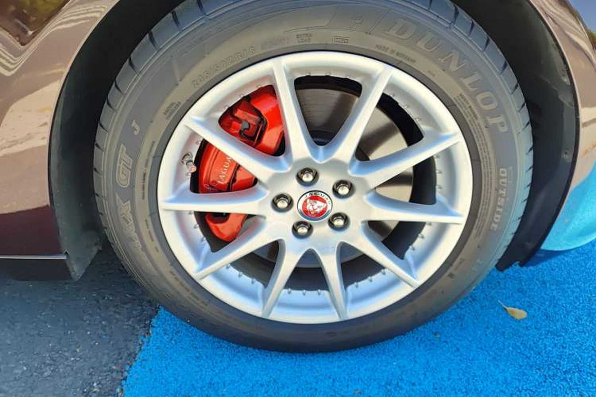 Used Jaguar XJ 2016 XJL 3.0 SC Two-Wheel-Drive Elegant Business Edition Right Front Wheel Hub
