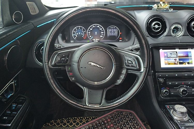 Used Jaguar XJ 2016 XJL 2.0T Two-Wheel-Drive Elegant Business Edition Steering Wheel