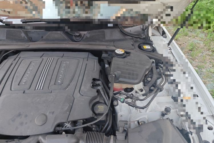 Used Jaguar XJ 2016 XJL 3.0 SC Two-Wheel-Drive Elegant Business Edition Engine Bay Left
