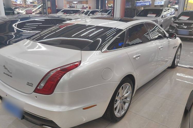 Used Jaguar XJ 2016 XJL 3.0 SC Four-Wheel Drive Panoramic Business Edition Exterior 3