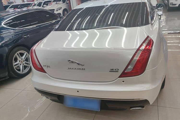 Used Jaguar XJ 2016 XJL 3.0 SC Four-Wheel Drive Panoramic Business Edition Exterior 4