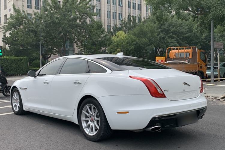 Used Jaguar XJ 2016 XJL 3.0 SC Two-Wheel-Drive Elegant Business Edition Exterior 5