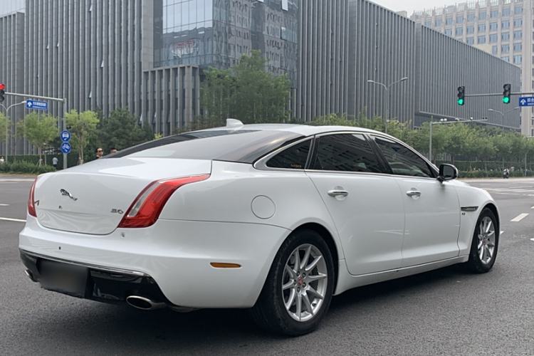 Used Jaguar XJ 2016 XJL 3.0 SC Two-Wheel-Drive Elegant Business Edition Exterior 6