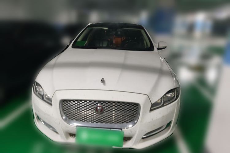 Used Jaguar XJ 2016 XJL 3.0 SC Two-Wheel-Drive Elegant Business Edition Front