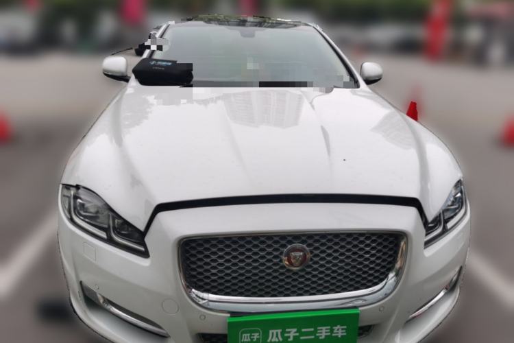 Used Jaguar XJ 2016 XJL 2.0T Two-Wheel-Drive Elegant Business Edition Front