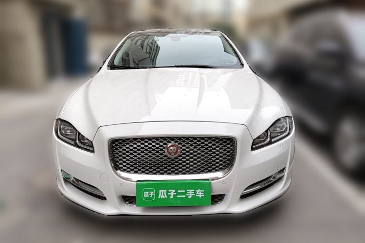 Used Jaguar XJ 2016 XJL 2.0T Two-Wheel-Drive Elegant Business Edition Front