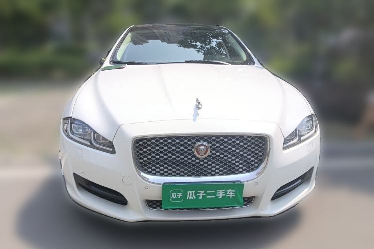 Used Jaguar XJ 2016 XJL 2.0T Two-Wheel-Drive Elegant Business Edition Front